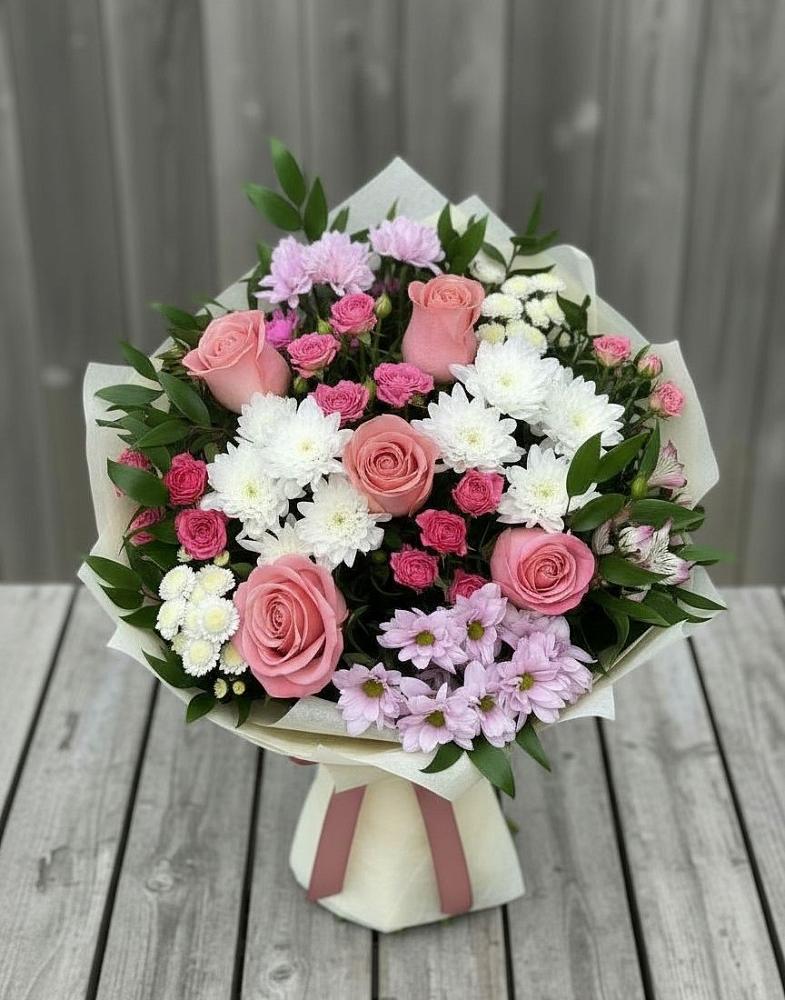 Букет цветов из: Альстромерии, Гвоздики, Розы и Хризантемы в Винодельненском