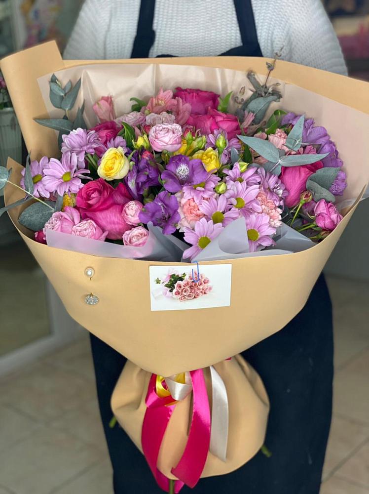 Букет цветов из: Хризантемы, Гвоздики и Альстромерии в Винодельненском