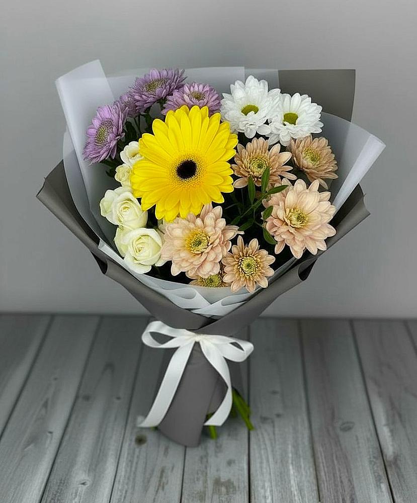 Букет цветов из: Розы, Герберы и Хризантемы в Винодельненском