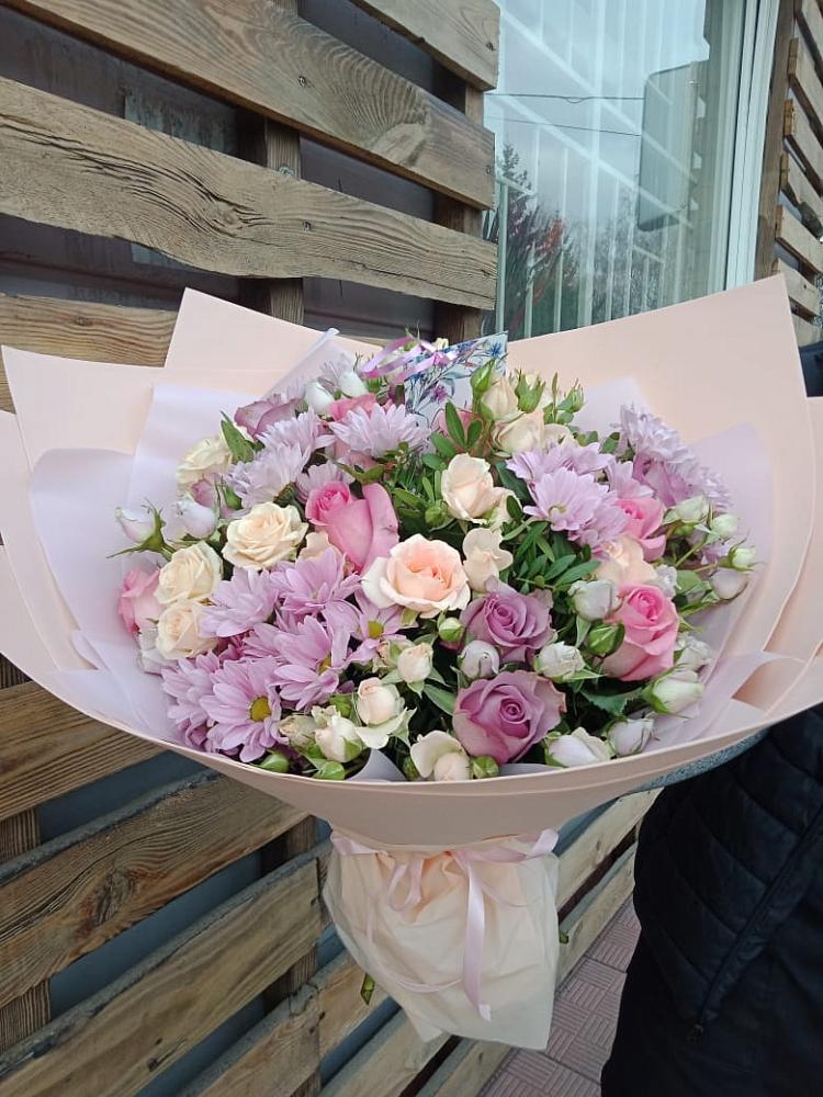 Букет цветов из: Розы и Хризантемы в Винодельненском