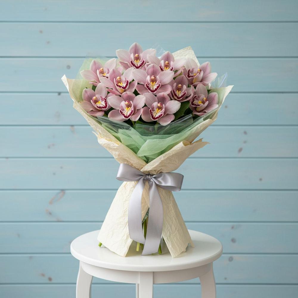 Букет цветов из: Орхидеи и Розы в Винодельненском