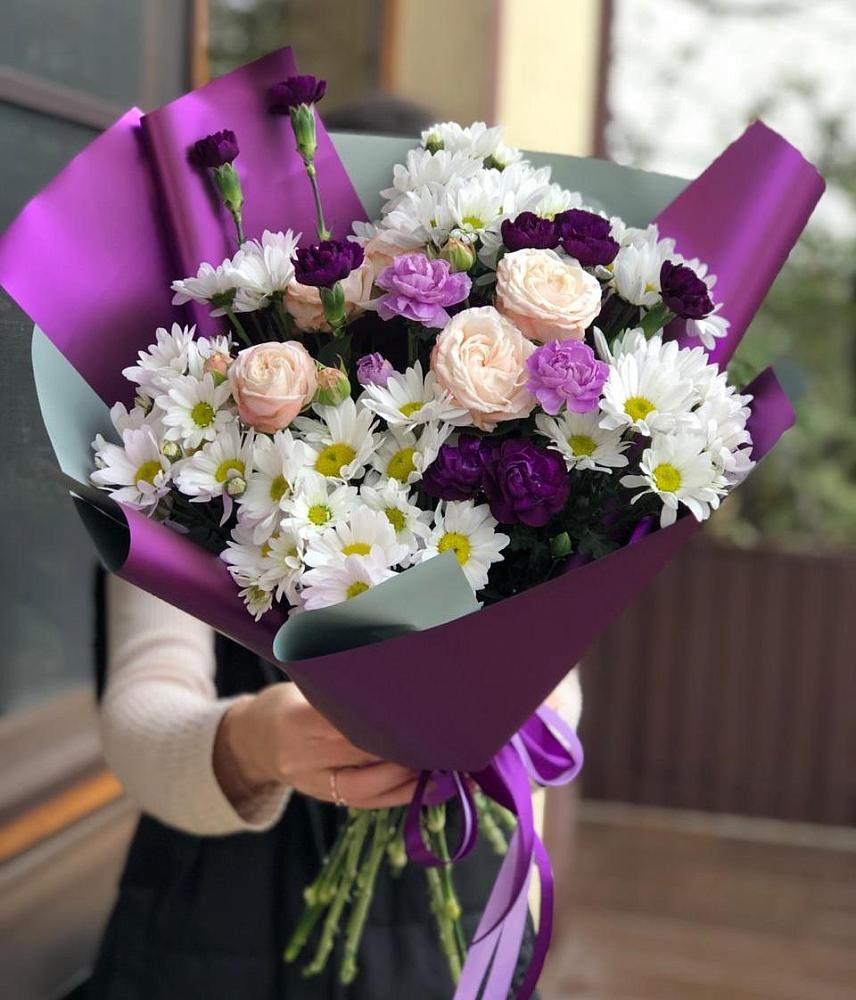 Букет цветов из: Хризантемы, Гвоздики и Розы в Винодельненском