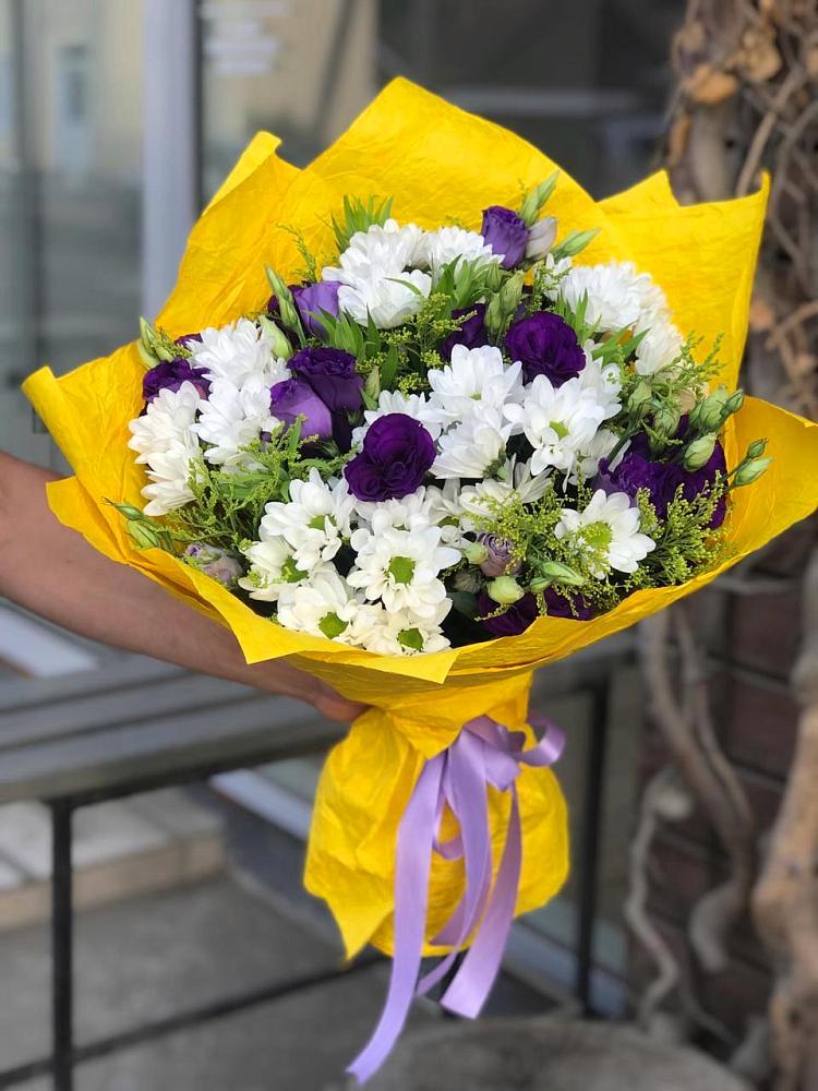 Букет цветов из: Ирисы, Хризантемы и Ромашки в Винодельненском