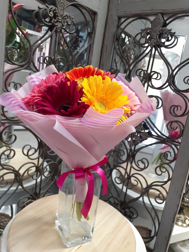 Букет цветов из: Герберы в Винодельненском