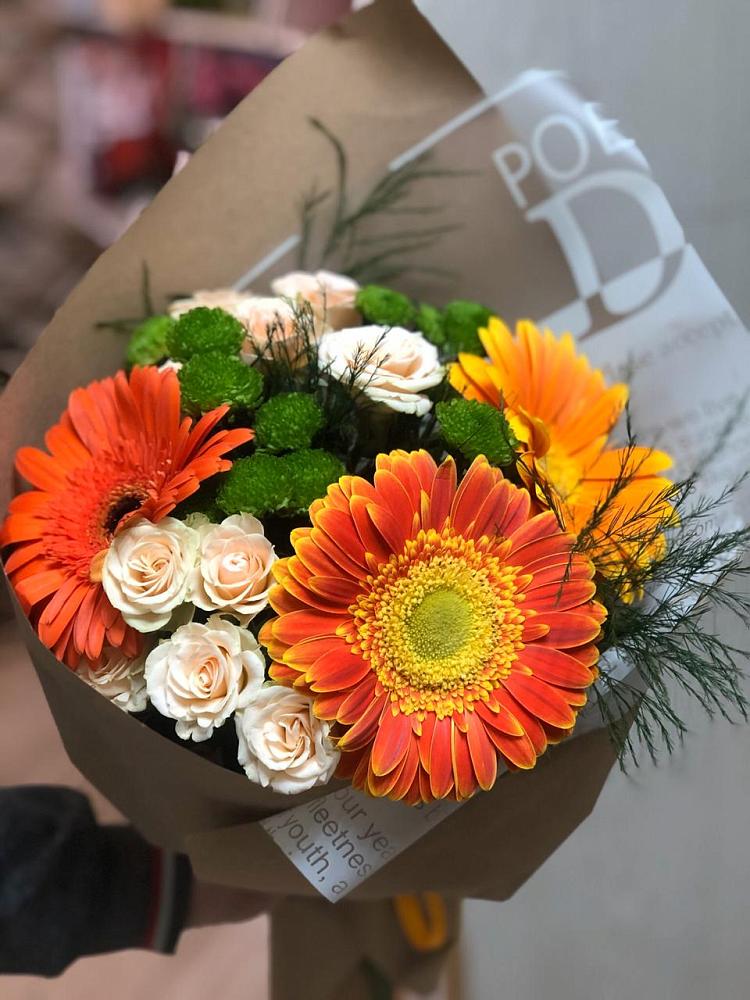 Букет цветов из: Герберы, Хризантемы и Розы в Винодельненском